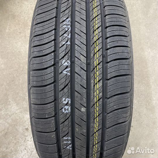 Kumho Crugen HP71 235/55 R19 101V