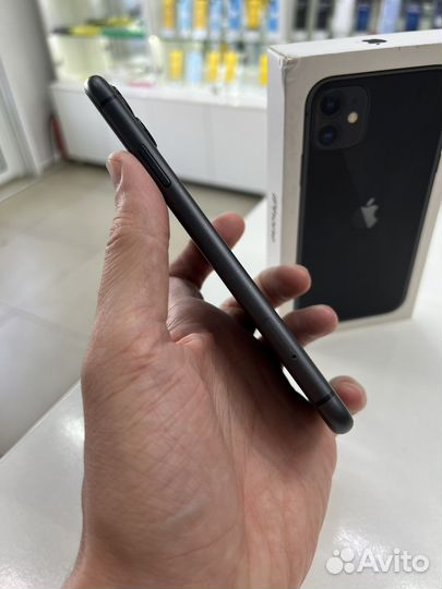 iPhone 11 64 рст 86 акб