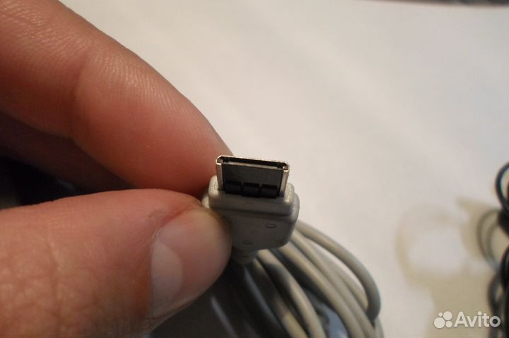 Зарядка и гарнитура samsung D830 Dark Black