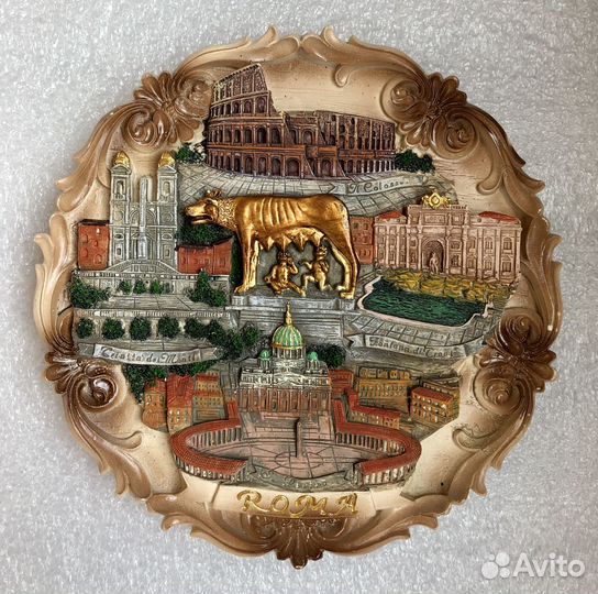 Тарелки сувенирные, декоративные