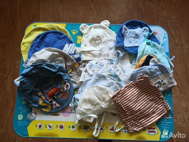 Шапки, кофты вязаные