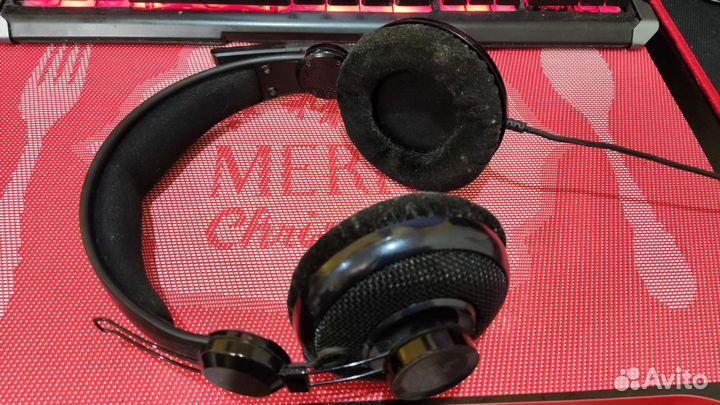 Наушники Razer carcharias