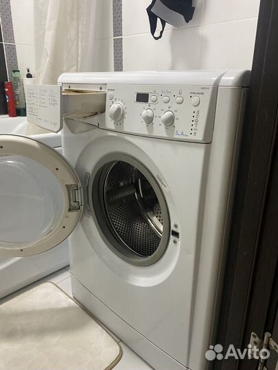 Стиральная машина indesit