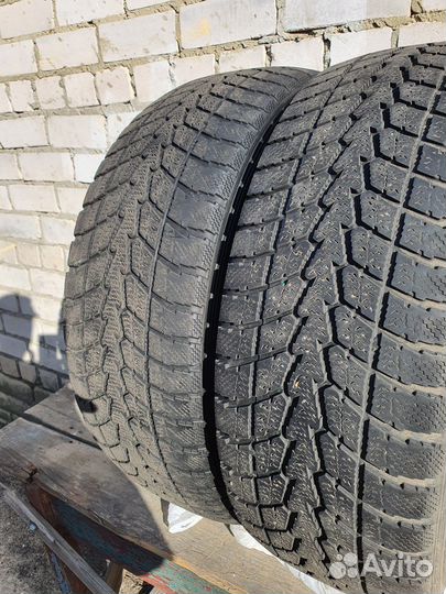 Toyo Winter Tranpath S1 215/60 R17 96