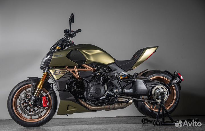 2021 Ducati Diavel lamborghini
