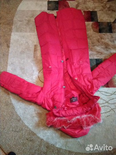 Продам куртку зимнюю женскую в отличном состоянии