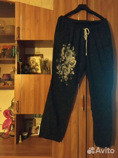 Спортивный костюм женский