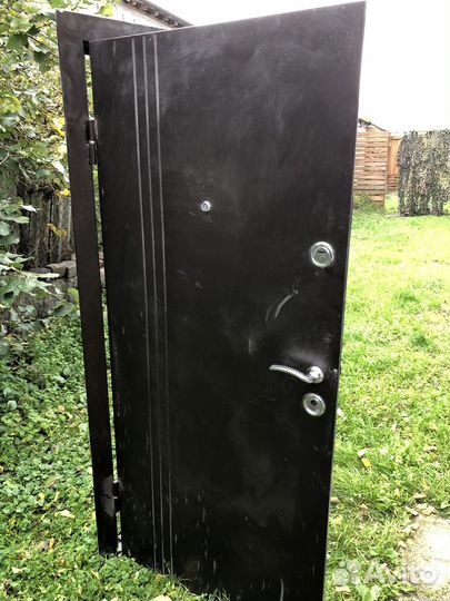 Дверь входная 96х205