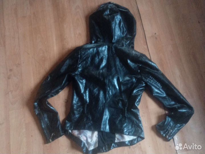 Куртка кожаная женская 46