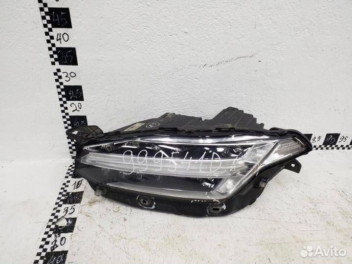 Фара левая Volvo XC90