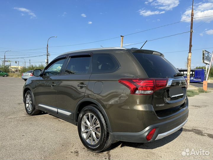 Mitsubishi Outlander 2.0 CVT, 2016, 139 402 км