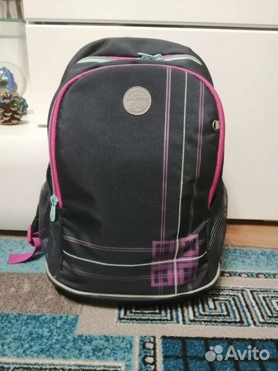 Школьный рюкзак