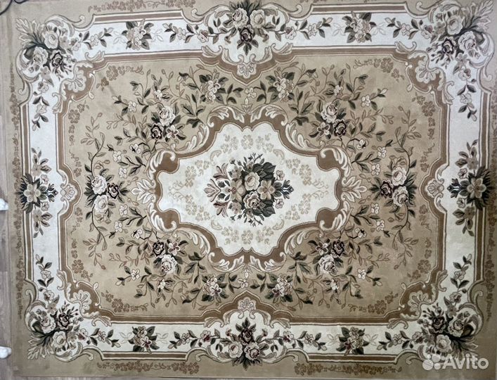 Ковер шерстяной