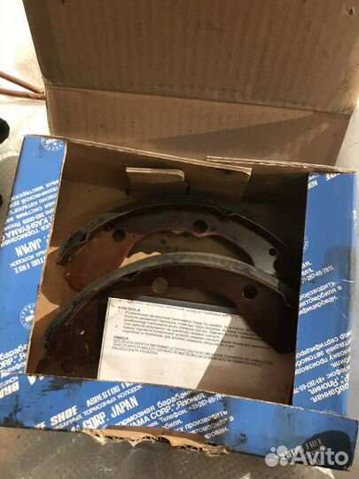 Задние колодки на одно колесо Kia Rio 1