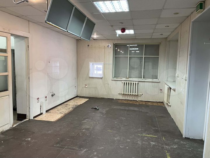 Отдельно-стоящее здание с зу 5.6 соток, 52 м²