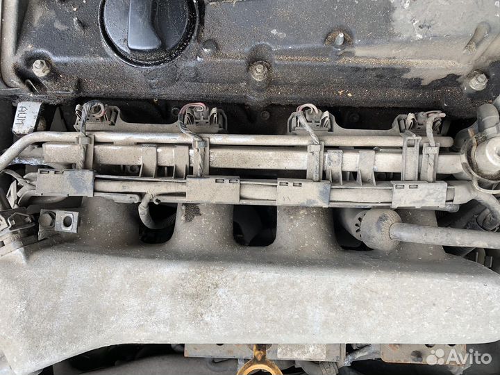 Топливная рампа Volkswagen 1.8T AUM