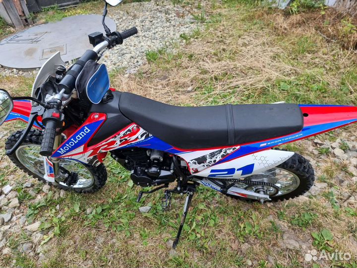 Мотоцикл Кросс Motoland RZ 200 (164FML)