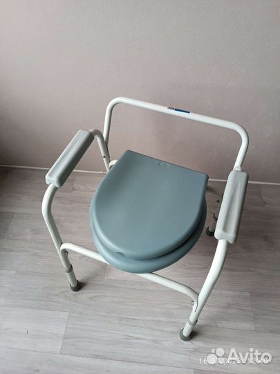 Стул-туалет, кресло туалет