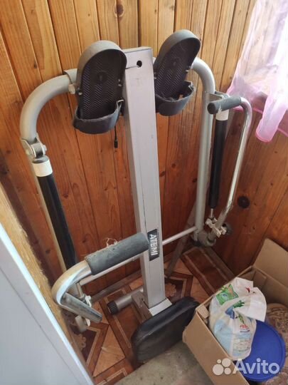 Гребной тренажер