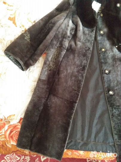 Шуба мутоновая новая