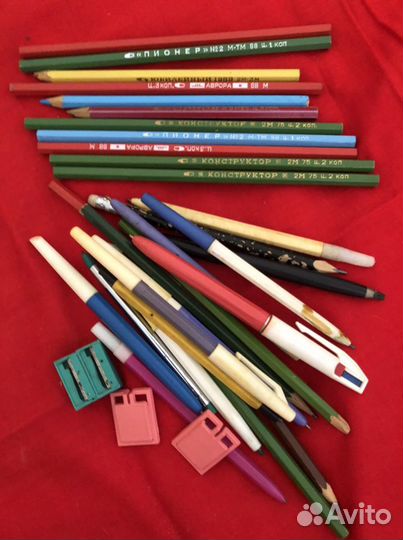 Винтажные канцелярские товары, документы от техник