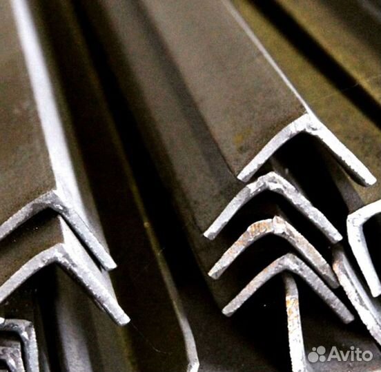 Уголок металлический