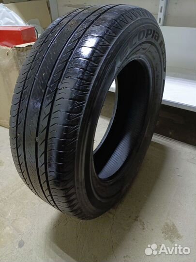 Bridgestone Ecopia EP850 215/65 R16 98