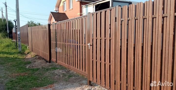 Евроштакетник М-образный. М-образный штакетник