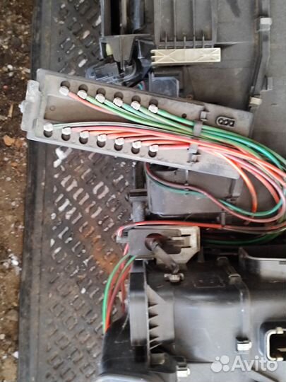 Корпус печки Mercedes W210