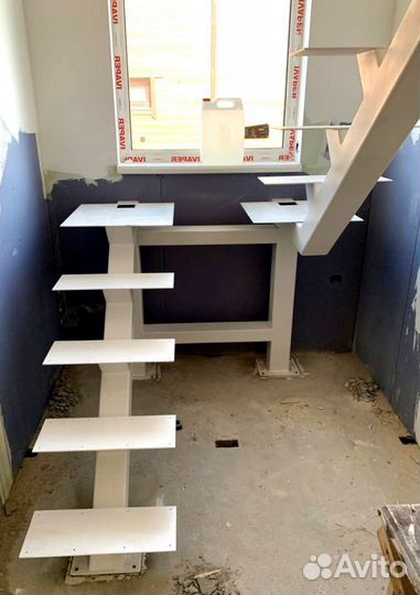 Металлокаркас для лестницы 