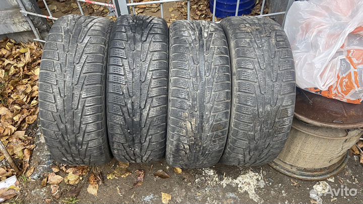 Nokian Tyres Hakkapeliitta R 235/60 R17 106R