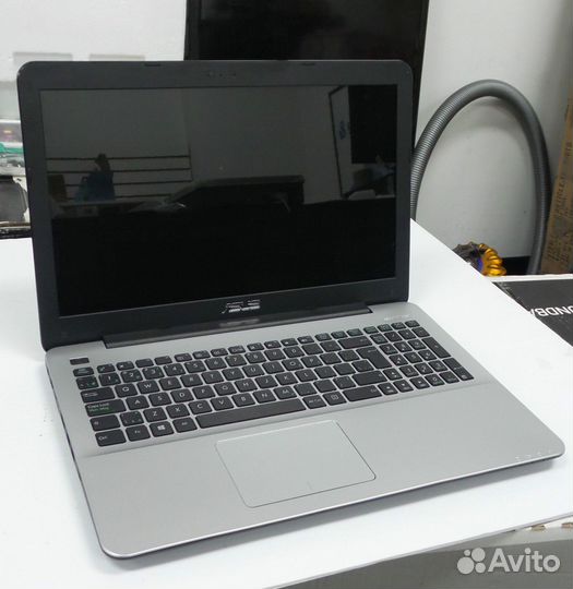 Asus X555 i5 500gb SSD GT940