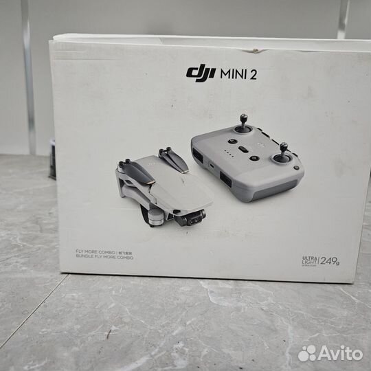 Квадрокоптер dji mini 2 fly more combo серый