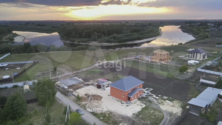 Дом 126 м² на участке 8 сот.