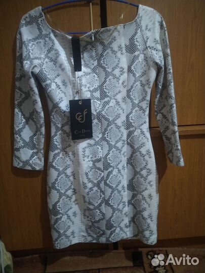 Пакет вещей (платья)