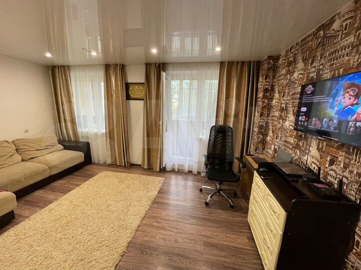 2-к. квартира, 53,7 м², 1/10 эт.