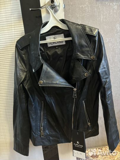 Кожаная куртка