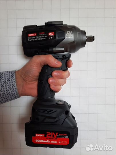 RC8803 Гайковерт аккумуляторный