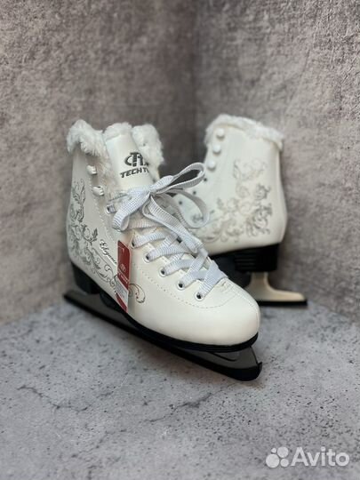 Коньки новые