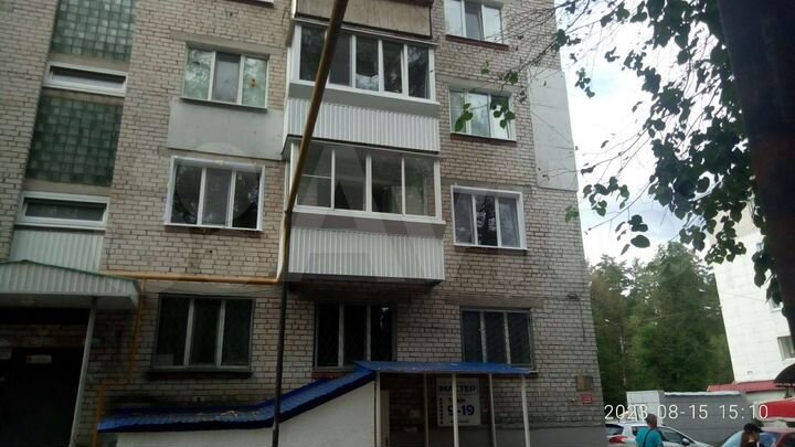 2-к. квартира, 52 м², 2/5 эт.