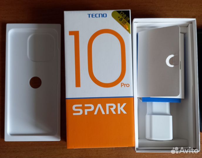 TECNO Spark 10 Pro, 4/128 ГБ