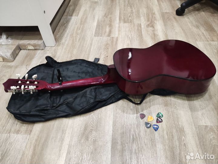 Классическая гитара