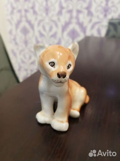 Статуэтка львенок, фарфор. СССР