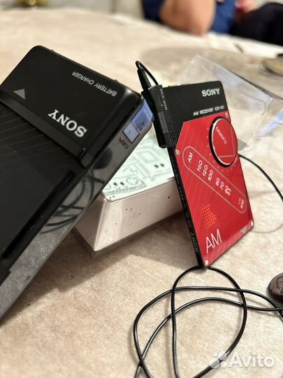 Радиоприемник Sony ISR-101