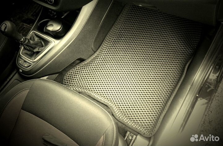 Автомобильные коврики на весту