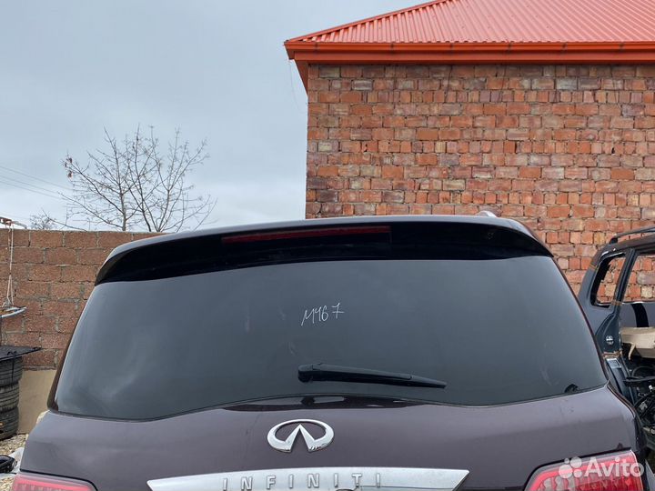 Infiniti Qx56 стекло заднее лобовое