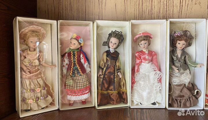 Куклы фарфоровые коллекционные de agostini