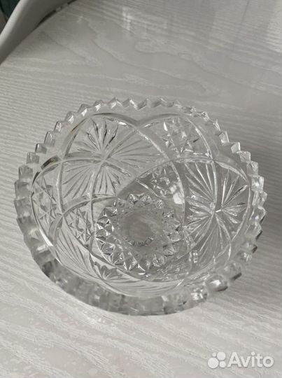 Хрустальная ваза