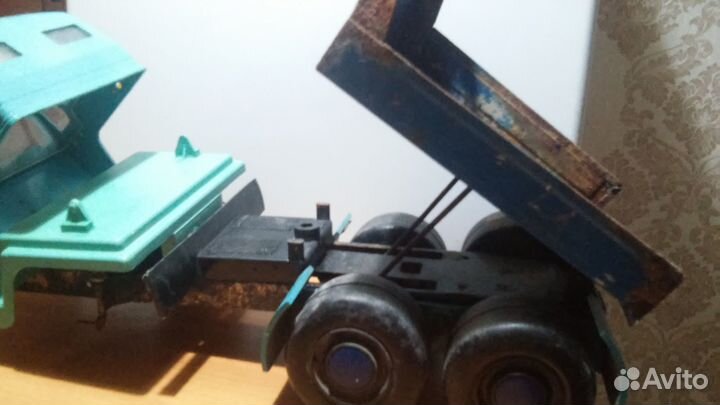 Советский грузовик, игрушечный