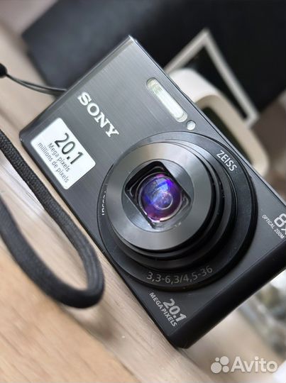 Компактный фотоаппарат sony
